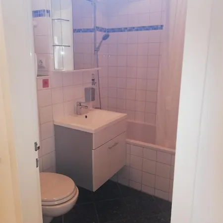 아파트 City Apartment *